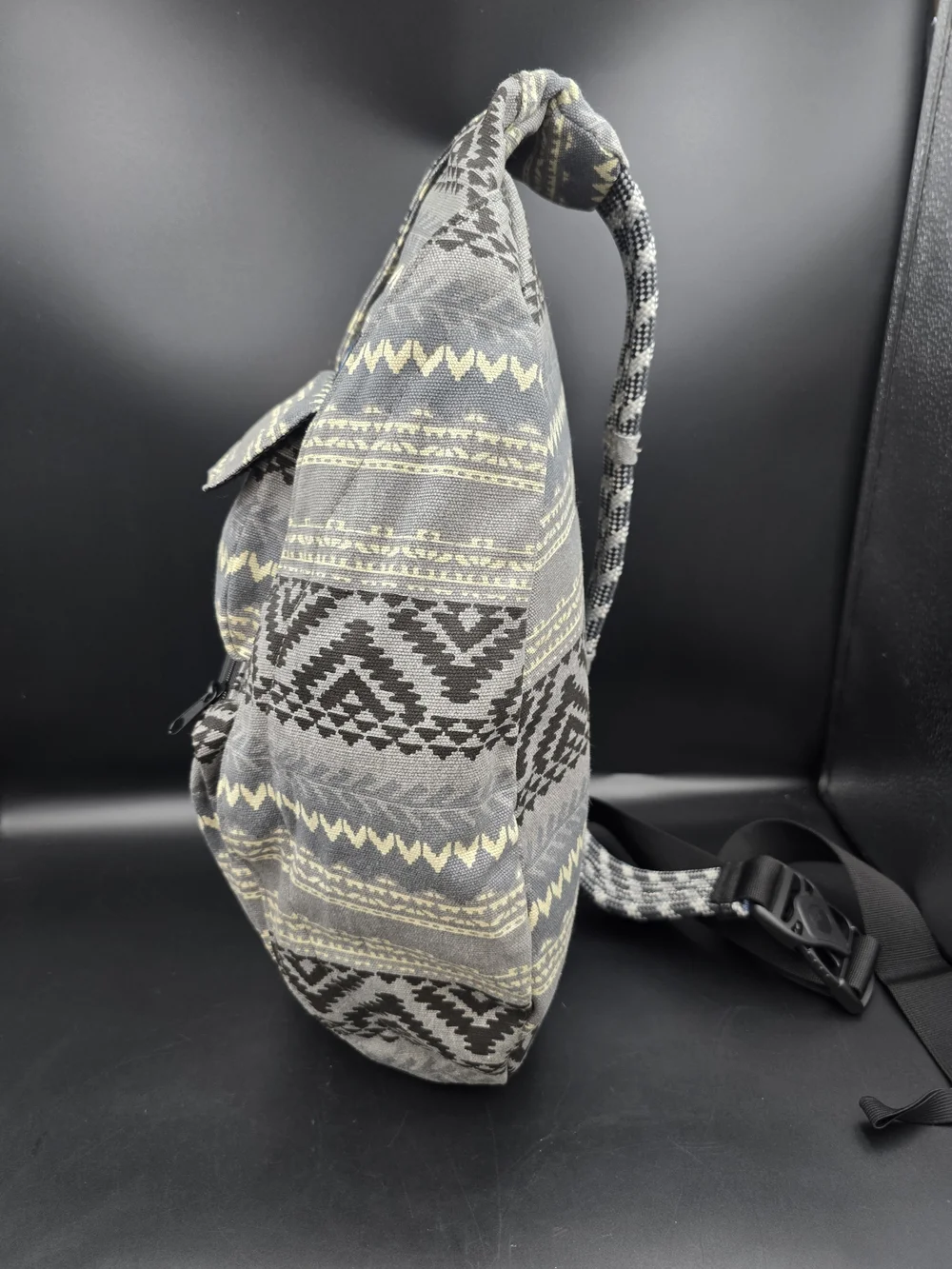 KAVU Men's Gray Patterned Sling Bag